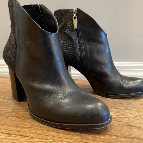 Guilhermina Women’s Black Leather/Wool heeled boots (40EU-9M US) - super chic! - Picture 1 of 7